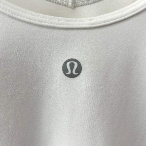 Lululemon women’s Align T-Shirt 6 white short sleeve cropped stretch yoga gym - Picture 6 of 6